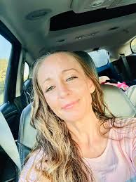 I'm Christi I'm new to this but I would love to get to know everyone