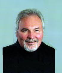 Lynn Erb's Instagram, Twitter & Facebook