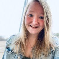 Brianna Khrystyne (@BriannaKhrystyn)