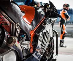 Read more motogp team and rider news and race results at fox sports. Technik Im Vergleich Motogp Vs Strassen Motorrad