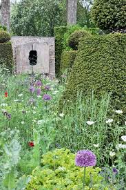 For The Second Year In A Row Surrey Based Garden Designer Cleve West Has Won Best In Show At The Rhs Chelsea Chelsea Flower Flower Show Chelsea Flower Show