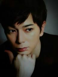 Temukan 19 ide JunMao dan boys over flowers di papan Pinterest ini