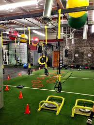 Cac9ad969de0e48f93b9e6d3c0a547bd Jpg 750 1 000 Pixels Gym Room At Home Home Gym Design At Home Gym