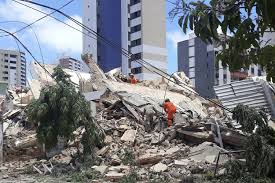 This is a list of structural failures and collapses, including some aircraft, bridges, dams, and radio masts/towers. 7 Story Building Collapses In Brazil 1 Dead Others Trapped