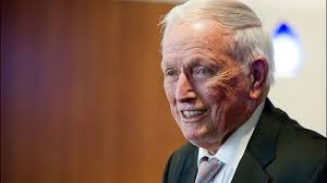 Men's basketball T-Ring Reflections