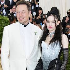 Grimes has told a fan that contrary to popular belief, her partner elon musk doesn't fund her career. Elon Musk And Grimes Baby Boy Now Has A Haircut As Unique As His Name E Online