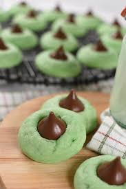 You can use almost any variety of hershey's kisses to stuff these cookies, but their classic milk chocolate is still my favorite. Mint Chocolate Kiss Blossom Cookies Little Dairy On The Prairie