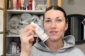 UV Clear Tinted Facial Sunscreen SPF 46