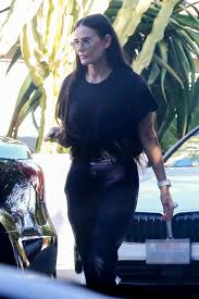 Jun 04, 2021 · @demimoore: Demi Moore Los Angeles 05 05 2021 Celebmafia