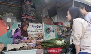 Check spelling or type a new query. Ke Banyuwangi Jangan Lupa Makan Rujak Soto Mbok Ijah Republika Online