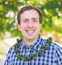 KM ID FILE 03 25.indd