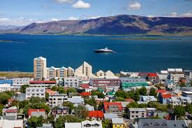 It is located in southwestern iceland, on the southern shore of faxaflói bay. Reykjavik Island Franks Travelbox