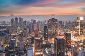 Angola formally abandoned its currency peg in 2009 but reinstituted it in april 2016 and maintains an overvalued exchange rate. Beste Reisezeit Angola Wetter Klima In Dem Sudafrikanischen Staat