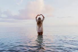 Jun 02, 2021 · fort wayne, ind. Rear View Of Young Woman Wearing White Blouse Inside Sea During Sunset Stockphoto