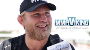 Alexander gustafsson proposes to girlfriend after his ko win over glover teixeira | ufc fight alexander gustafsson: Alexander Gustafsson Talks Heavyweight Debut Versus Fabricio Werdum Youtube