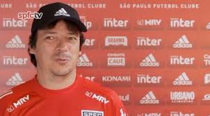 Maybe you would like to learn more about one of these? Diniz Promete Atencao Especial Ao Lado Emocional Na Volta Do Sao Paulo Lance