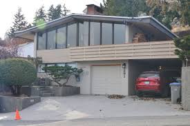 GLEN AND IRENE JARDINE HOUSE