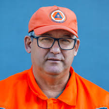 Professor Edgar Stein, professor de Educação física.Velorio São Benedito a  partir das 6:00