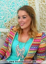 Ibiza Vibe All Over Deze Suede Veter Ketting Met Veertjes En Schelpen Maak Je Eenvoudig Www Beadsandbasics Zelf Kettingen Maken Boho Mode Kettingen