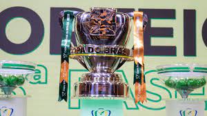O calendário da cbf estipula que as partidas de ida e volta das oitavas de final da copa do brasil acontecem entre o final de julho e o começo de agosto. H41nf9h2sy1tim