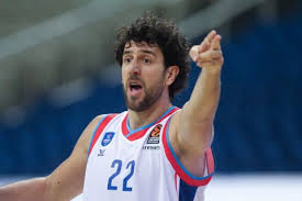 Exallos o giasikevitsious, ton sygkratise o gkasol! Mpartselona Anantoloy Efes H Bradia Toy Basilie Mitsits Kai O Asteriskos