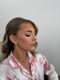 JHS Senior Maid- Autumn Sharp 💖 I've loved every minute of every time I  get the chance to do hair and makeup for sweet @autumn.v.sharp ! She's the  true definition of humble