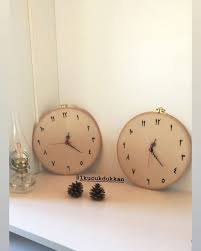 arapca saat panosundaki pin