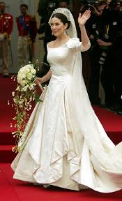 Are you ready to show off your skills as a designer and create a gorgeous wedding dress? 50 Best Royal Wedding Dresses Of All Time Royal Family Wedding Gowns