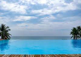 Prix D Une Piscine A Debordement