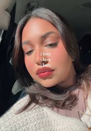 Melody Molina (@melodys_chamberofsecrets)