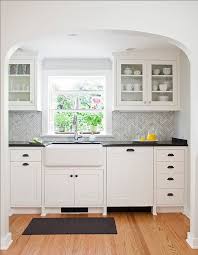 The Best Benjamin Moore Paint Colors Simply White Oc 117 And Herringbone Splash Back Craftsman Kitchen Kitchen Design Home Kitchens