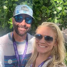 Miranda Ard (@awesomemir2) • Facebook, Connect with friends