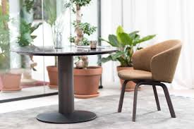 Beim synchronauszug fährst du die tischplatte mit einem zug zurück. Moderne Esstische Von Ausziehbar Bis Rund Schoner Wohnen