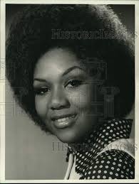 1971 Press Photo Singer Pat Henderson