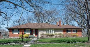Jun 18, 2019 · painting hardie plank siding is not only possible, it's a great way to refresh, update and maintain the exterior of your home. 640 Ranch House Brick Photos Free Royalty Free Stock Photos From Dreamstime