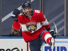 Stay up to date with nhl player news, rumors, updates, analysis, social feeds, and more at fox sports. Mike Hoffman Signing Elsewhere Was A Huge Missed Opportunity For The Islanders Drive4five