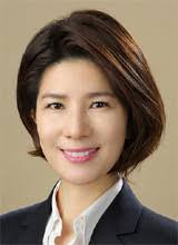 김예령 미래통합당 대변인이 9일 오후 서울 동작구 중앙대병원 앞에서 나경원 미래통합당 동작을 후보의 현장유세를 찾아 지원 연설을 했다. æ–‡ëŒ€í†µë ¹ì— ìžì‹ ê° ê·¼ê±° ë¬¼ì—ˆë˜ ê¹€ì˜ˆë ¹ êµ­ë¯¼ì˜íž˜ ëŒ€ë³€ì¸ ë°œíƒ ë‰´ìŠ¤ ë™ì•„ë‹·ì»´