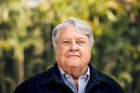 Leo Guzman's Instagram, Twitter & Facebook