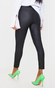 You will be loving your legs in our new black liquid leggings! Black Matte Faux Leather Legging Trousers Prettylittlething