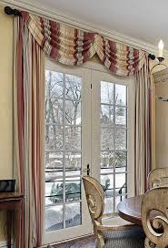 There are many types of bedroom blinds, shades and sheers to choose from. 13 Window Treatment Ideas For Formal Dining Rooms