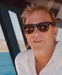 My love, he's asking to meet you. He's grown tired of only writing to you,  because he misses you with all his heart. ❤️