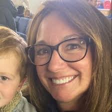 Lori Goble's Instagram, Twitter & Facebook