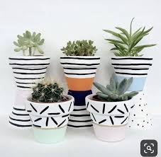 Pin Von Jenn Keithly Auf Interior Blumentopf Design Blumentopfe Streichen Bemalte Topfe