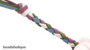 This can be a 1,2,or 4 color necklace or bracelet that is slim yet looks good. How To Make A Four Strand Round Braid Youtube