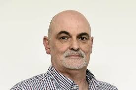 Stephen Wilke's Instagram, Twitter & Facebook