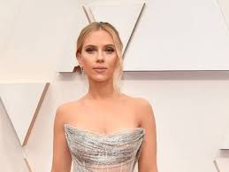 Maybe you would like to learn more about one of these? Oscars 2020 Red Carpet Scarlett Johansson Sizzles In A Powerful And Highlighted Make Up Look Boldsky Com