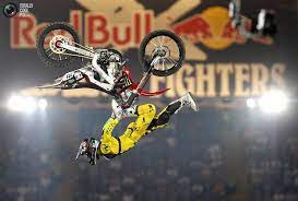 Top 111 Sports Pictures Of 2011 Totallycoolpix Motorcross X Fighter Freestyle Motocross