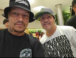 Kenneth Gabbert's Instagram, Twitter & Facebook