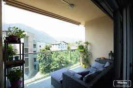 Gambar desain pagar besi rumah minimalis desain sederhana balkon rumah minimalis untuk rumah 2 tingkat via kudesainrumah.com. 9 Fungsi Balkon Rumah Yang Ternyata Sangat Serbaguna