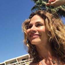 Veronica Briscoe's Instagram, Twitter & Facebook